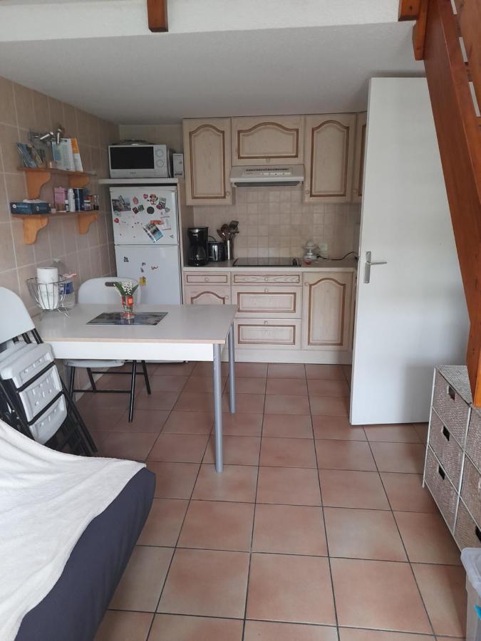 Maisonnette A Deux Pas De La Plage Dans Residence Calme Ла-Транш-сюр-Мер Экстерьер фото